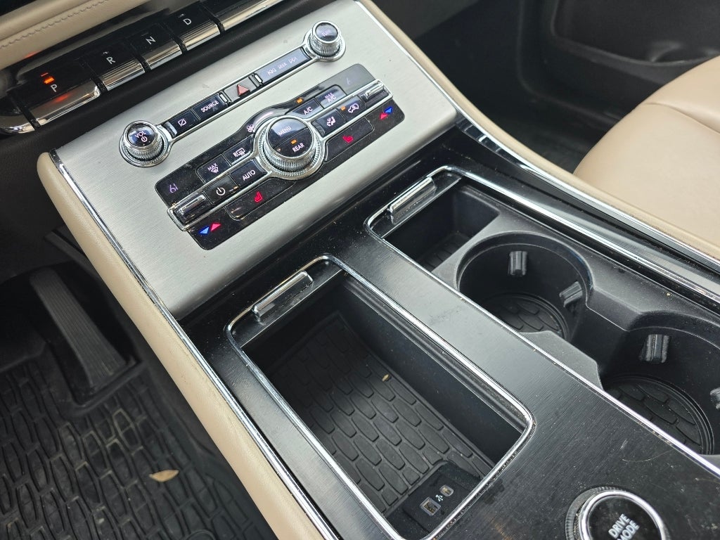 2020 Lincoln Aviator Standard