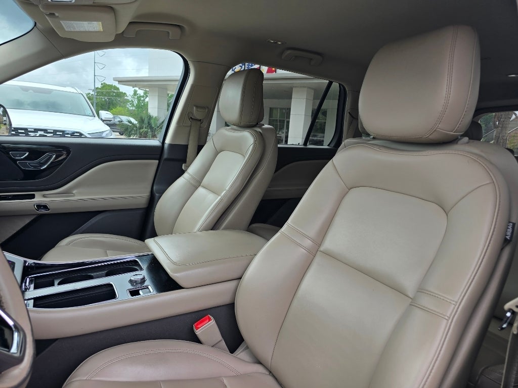 2020 Lincoln Aviator Standard