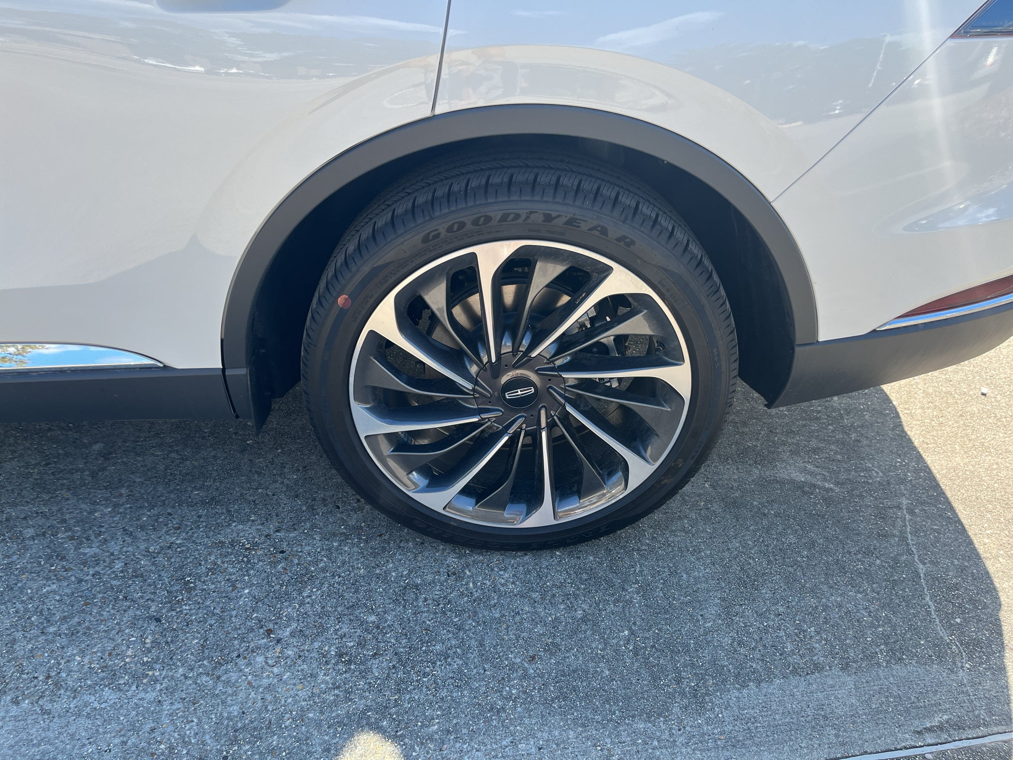 2027 Lincoln Aviator Reserve