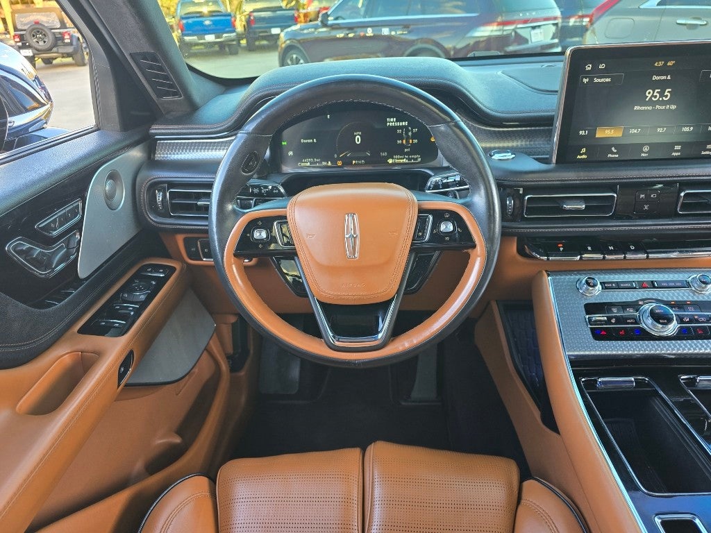 2022 Lincoln Aviator Black Label