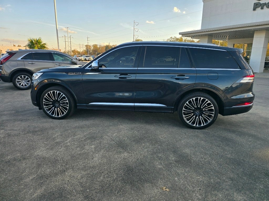 2022 Lincoln Aviator Black Label