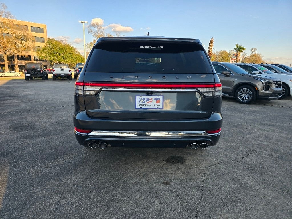 2022 Lincoln Aviator Black Label
