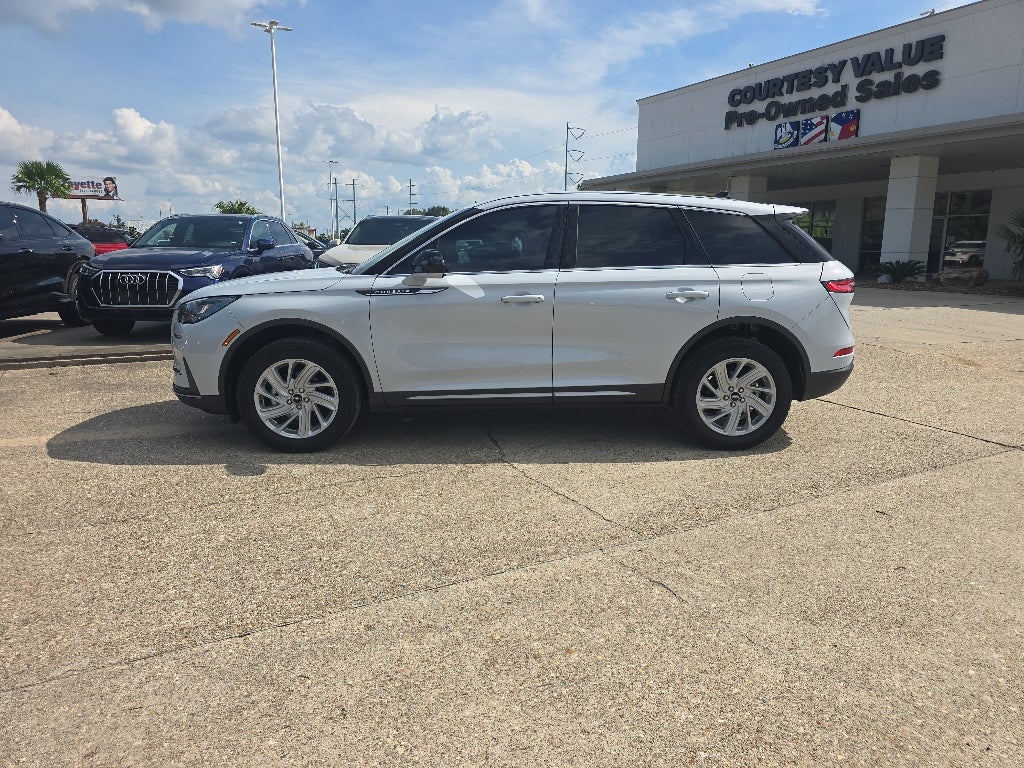 2025 Lincoln Corsair Premiere