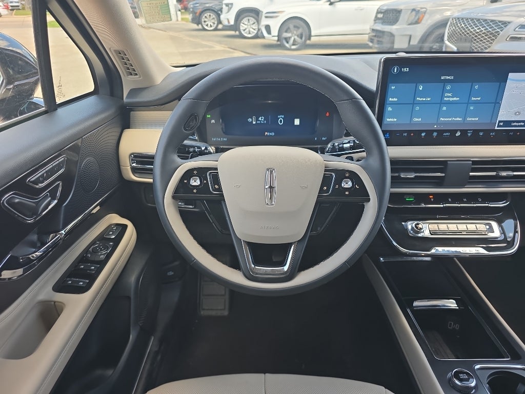 2025 Lincoln Corsair Premiere