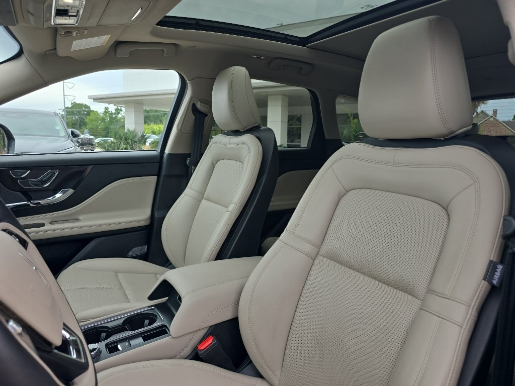 2025 Lincoln Corsair Premiere
