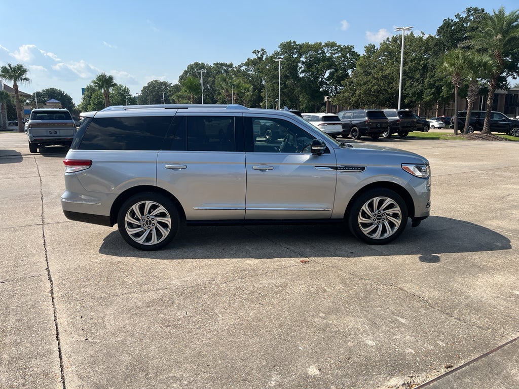2024 Lincoln Navigator Reserve