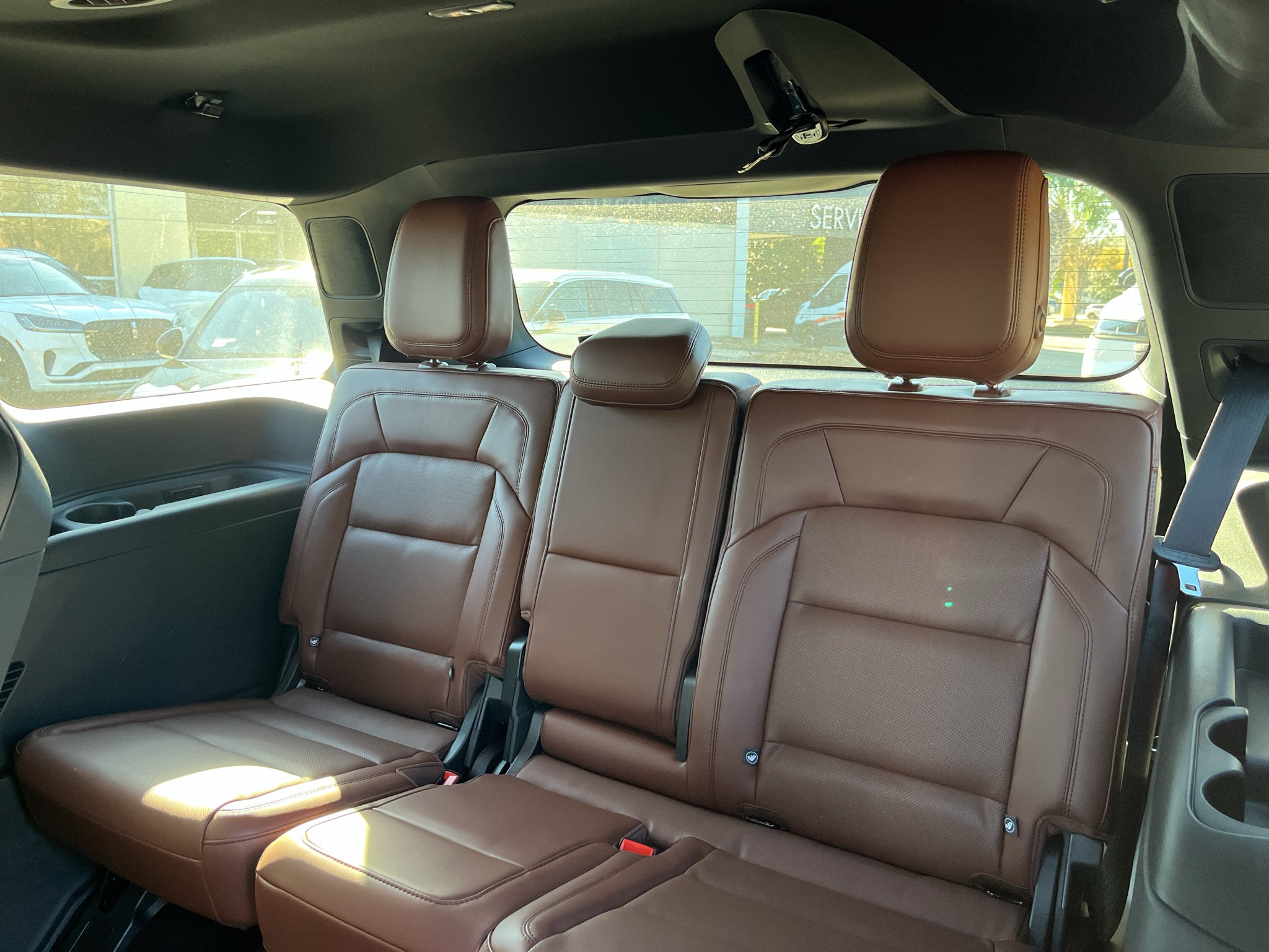 2027 Lincoln Navigator Reserve