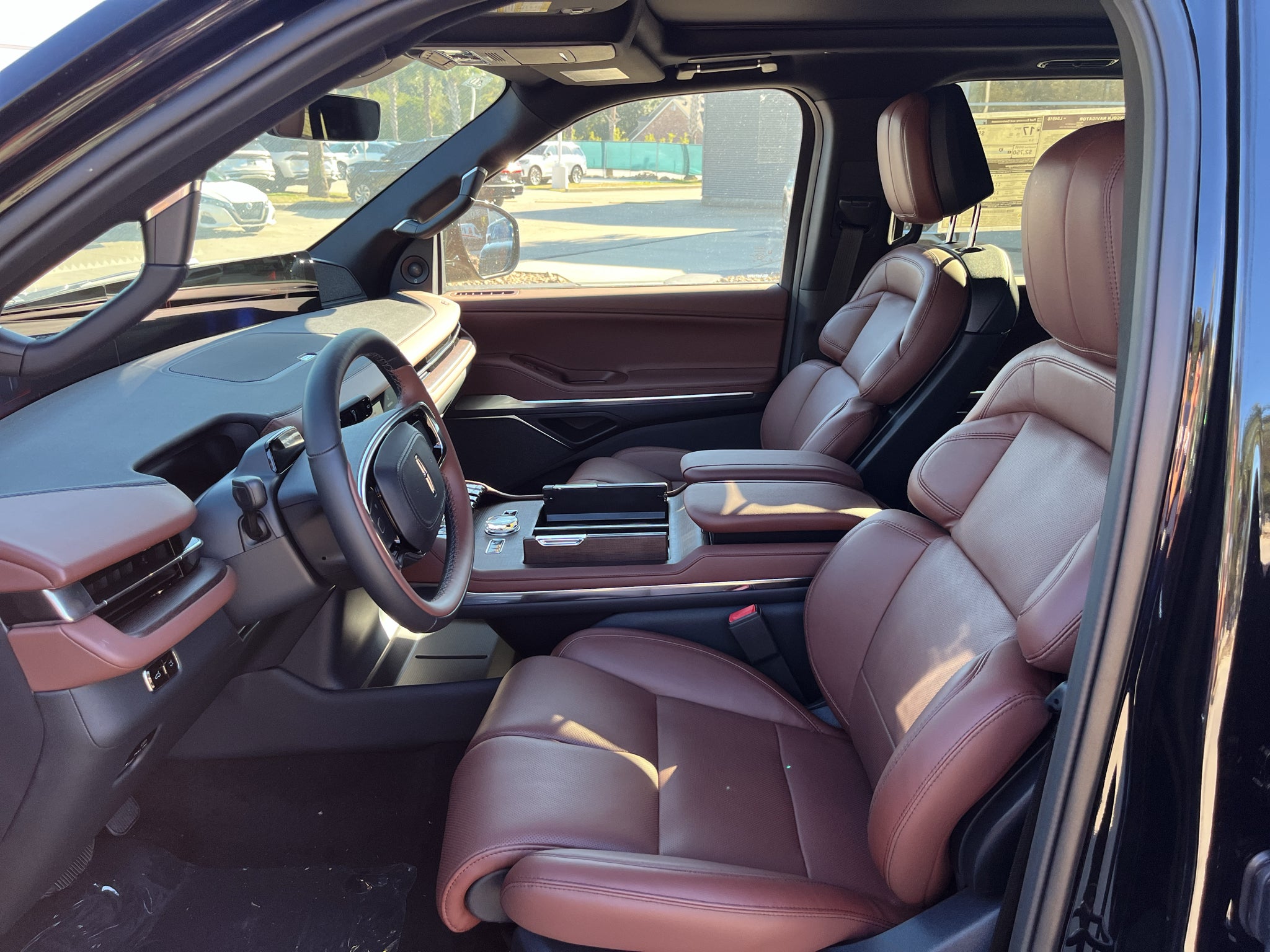 2027 Lincoln Navigator Reserve