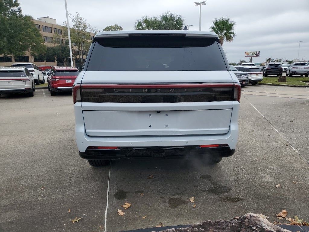 2025 Lincoln Navigator Reserve