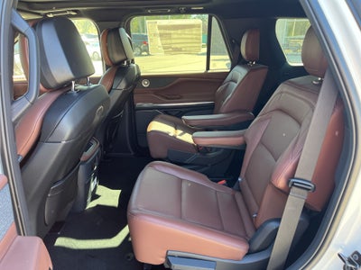 2027 Lincoln Navigator Reserve