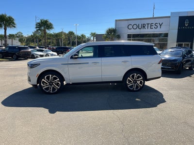 2027 Lincoln Navigator Reserve