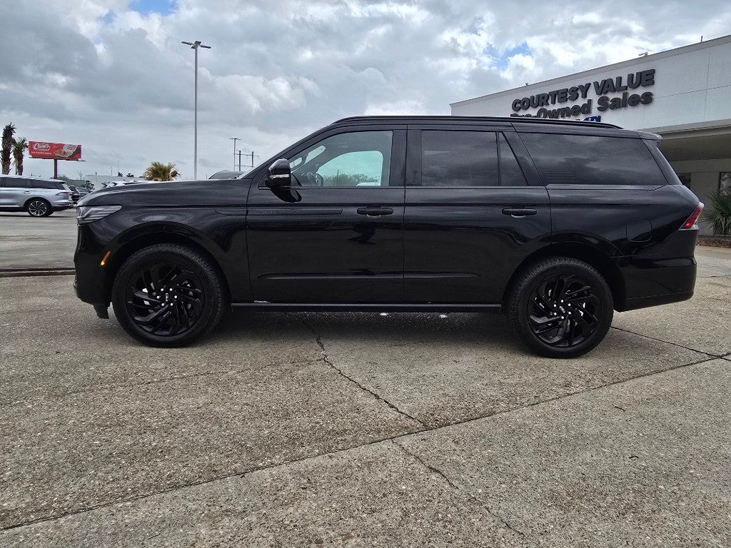 2025 Lincoln Navigator Reserve BLACKOUT