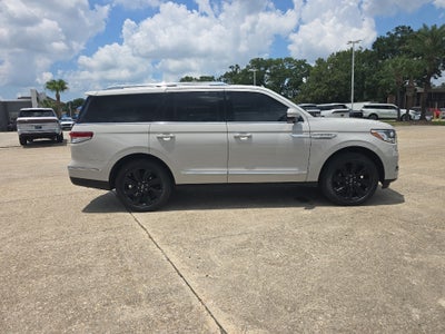 2024 Lincoln Navigator Reserve Jet Package