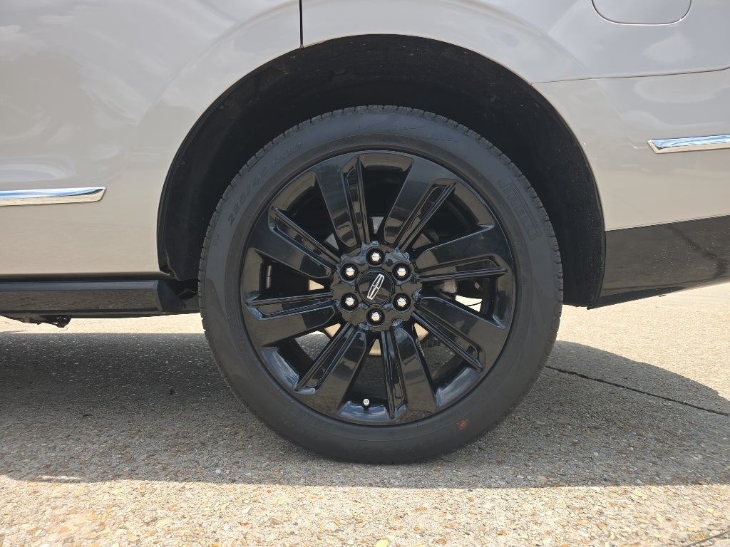 2024 Lincoln Navigator Reserve Jet Package