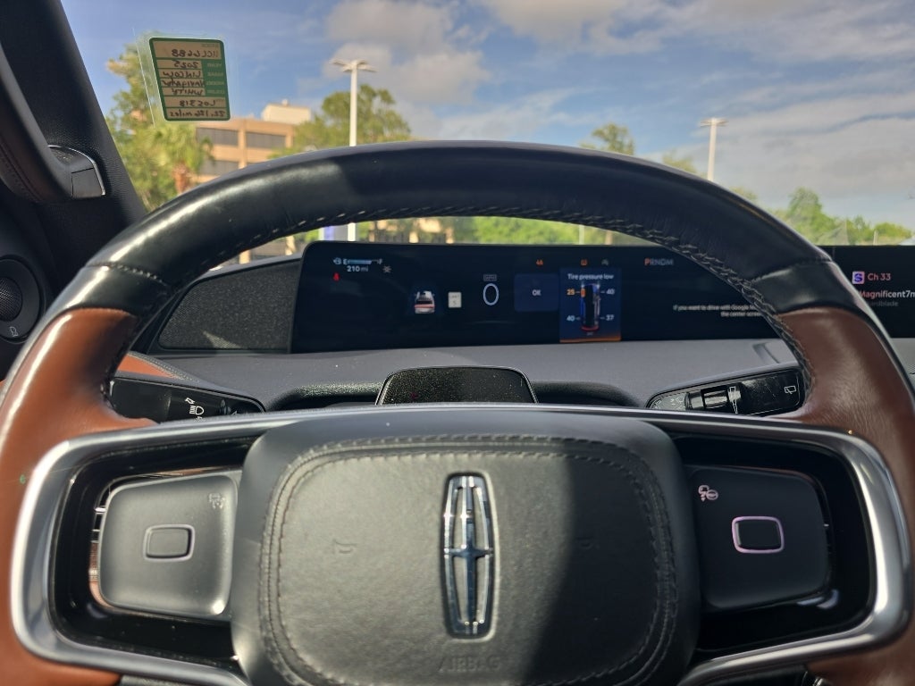 2025 Lincoln Navigator Reserve