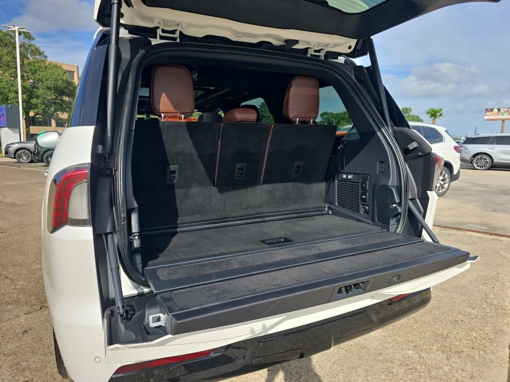 2025 Lincoln Navigator Reserve