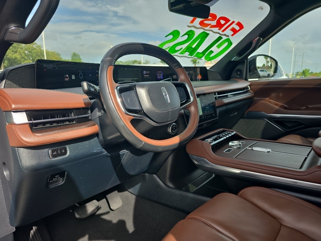 2025 Lincoln Navigator Reserve
