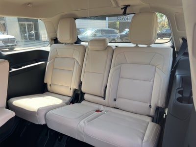2027 Lincoln Navigator Reserve