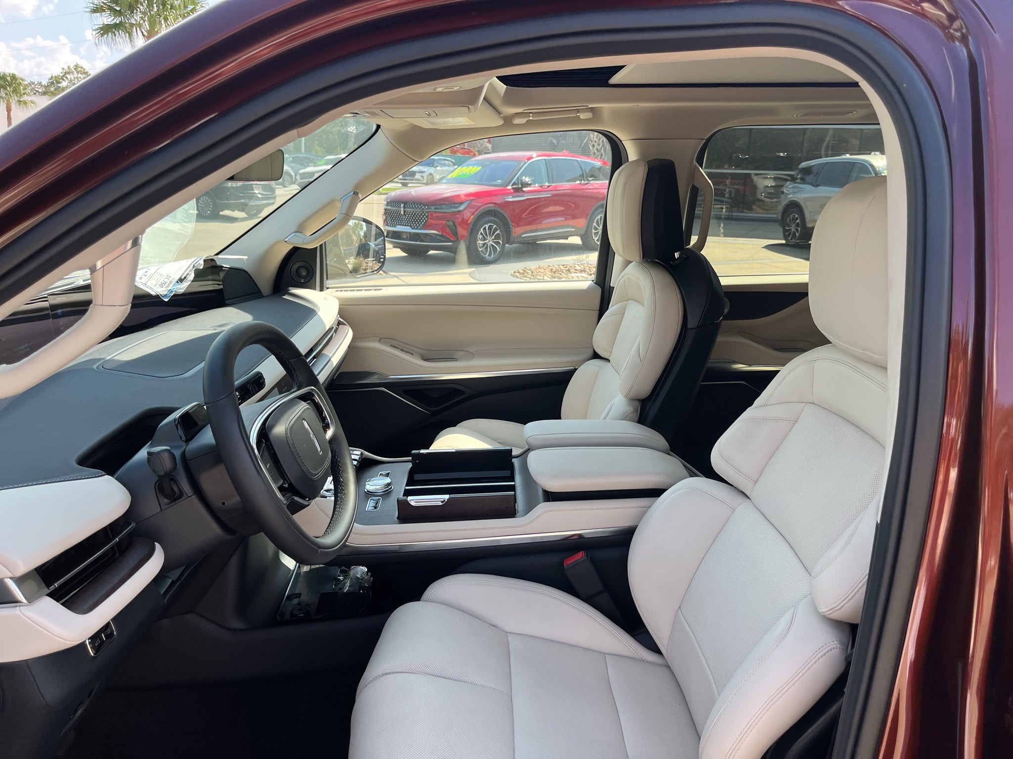 2027 Lincoln Navigator Reserve