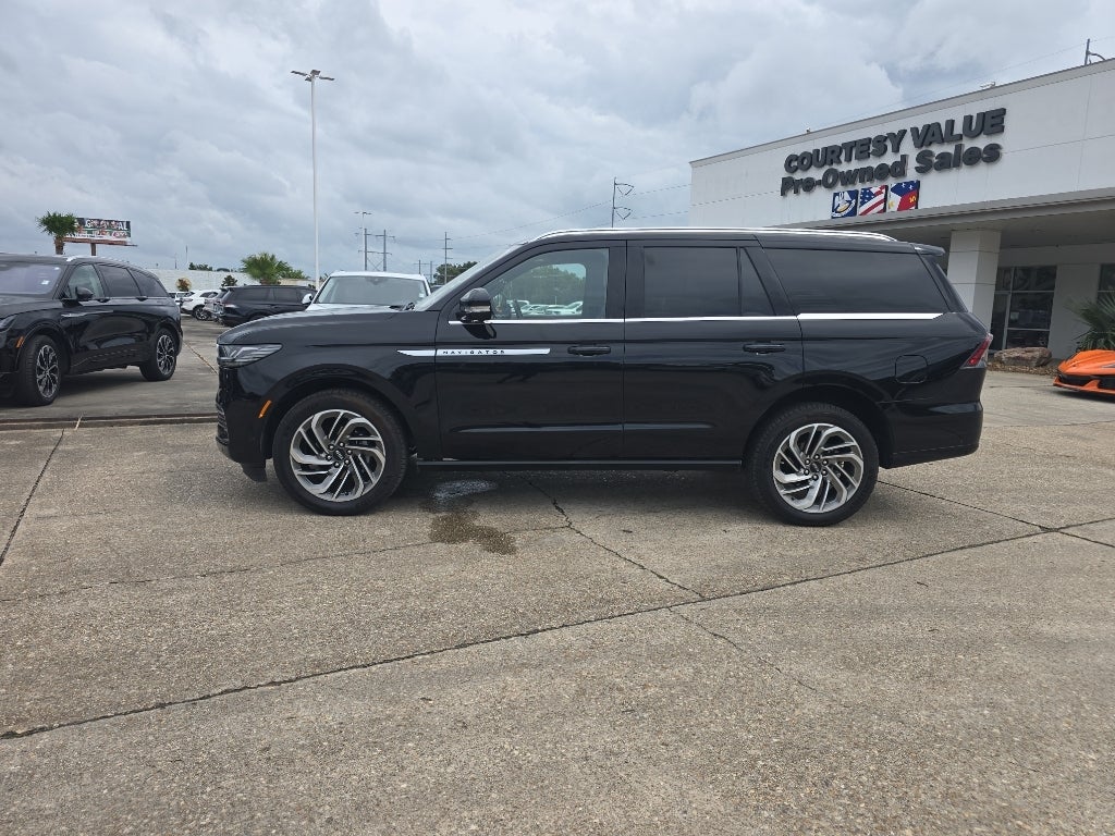 2025 Lincoln Navigator Reserve