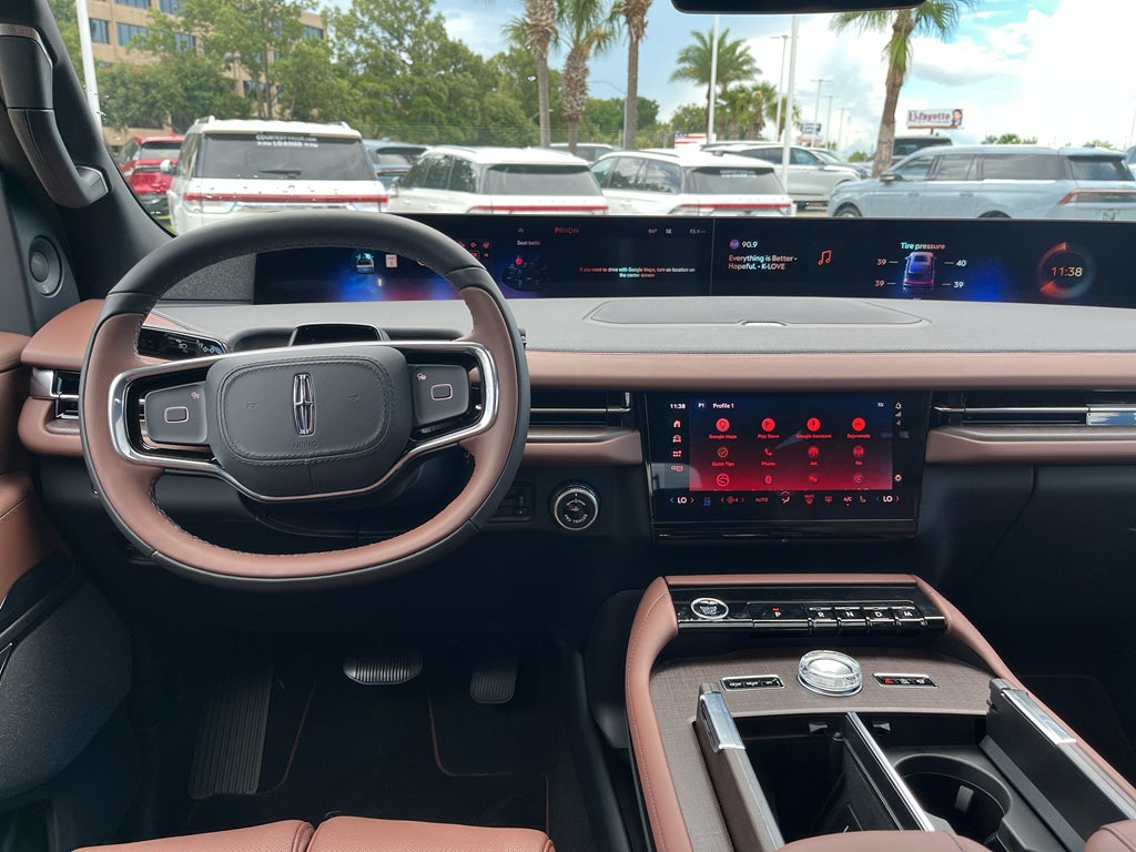 2027 Lincoln Navigator Reserve