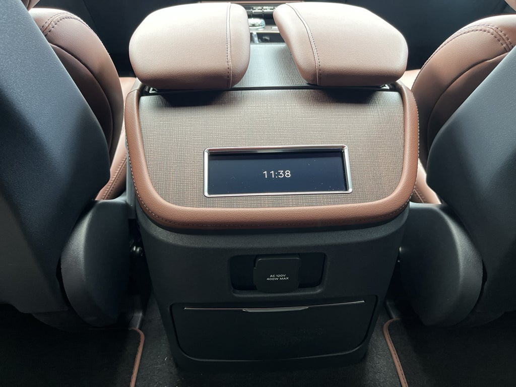 2027 Lincoln Navigator Reserve