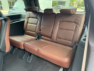 2027 Lincoln Navigator Reserve