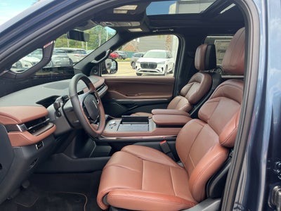 2027 Lincoln Navigator Reserve