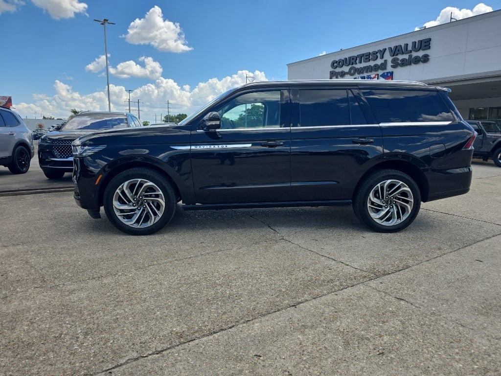 2025 Lincoln Navigator Reserve