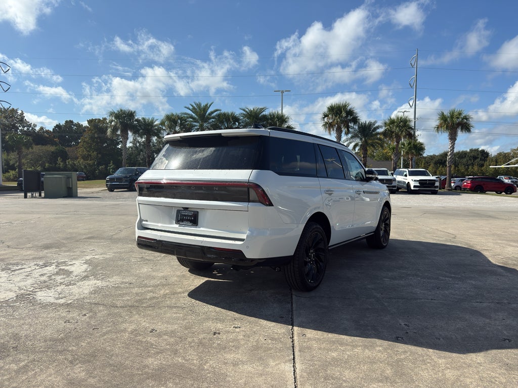 2025 Lincoln Navigator Reserve