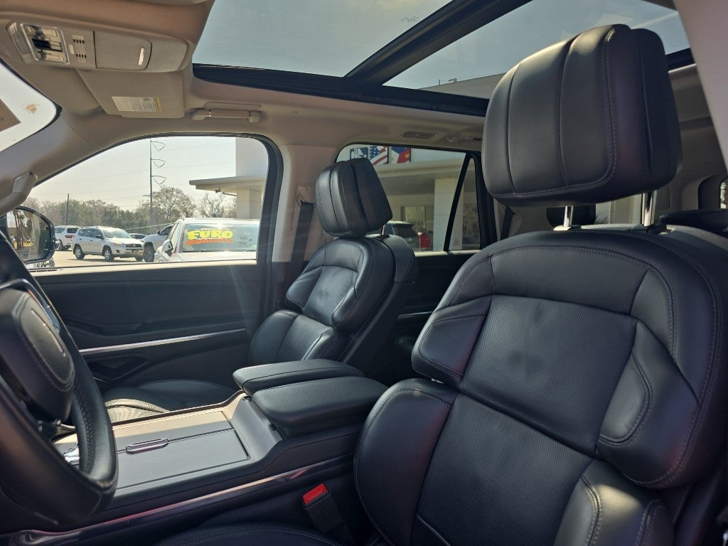 2025 Lincoln Navigator Reserve BLACKTOP