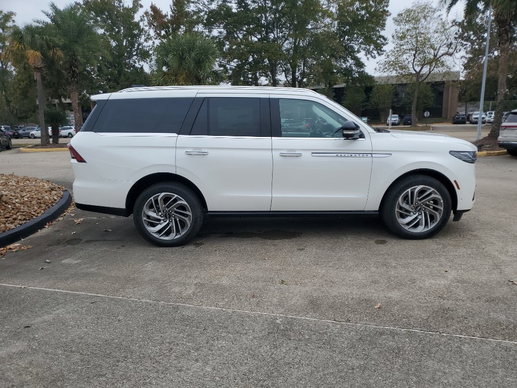 2025 Lincoln Navigator Reserve