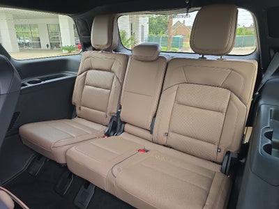 2025 Lincoln Navigator Black Label