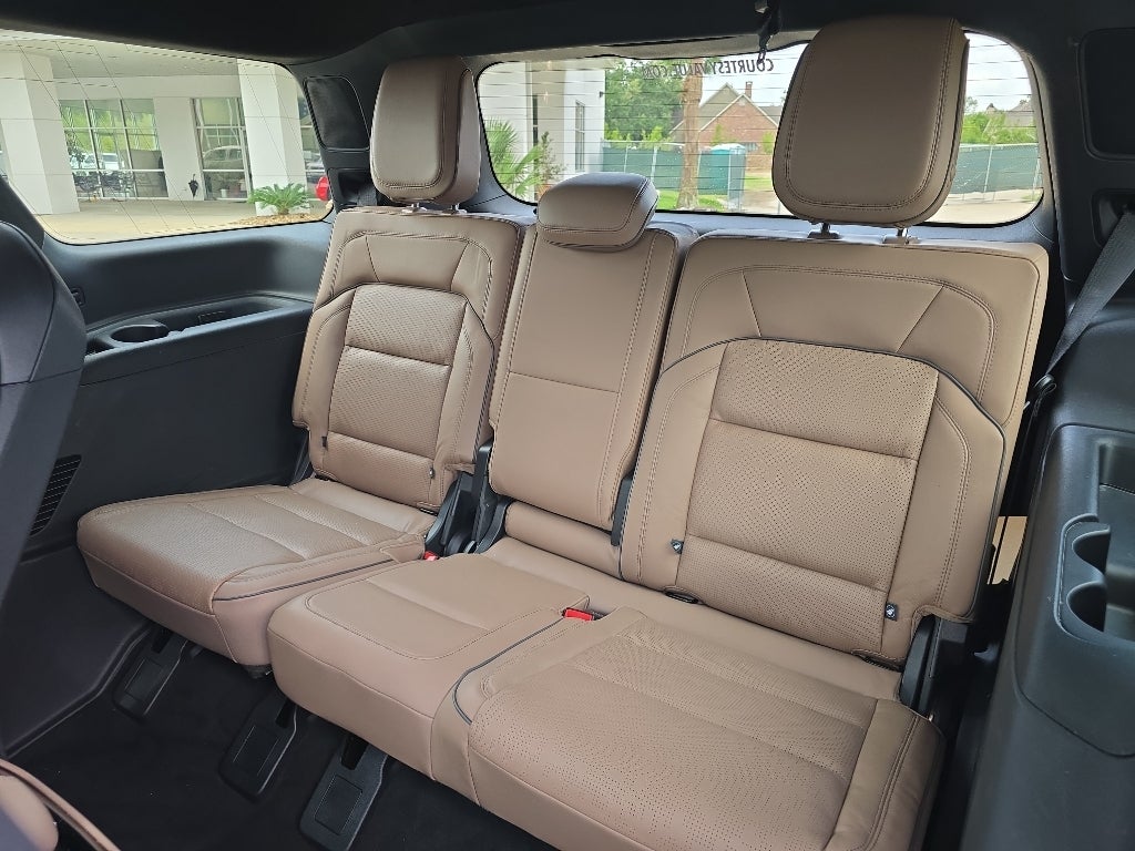 2025 Lincoln Navigator Black Label