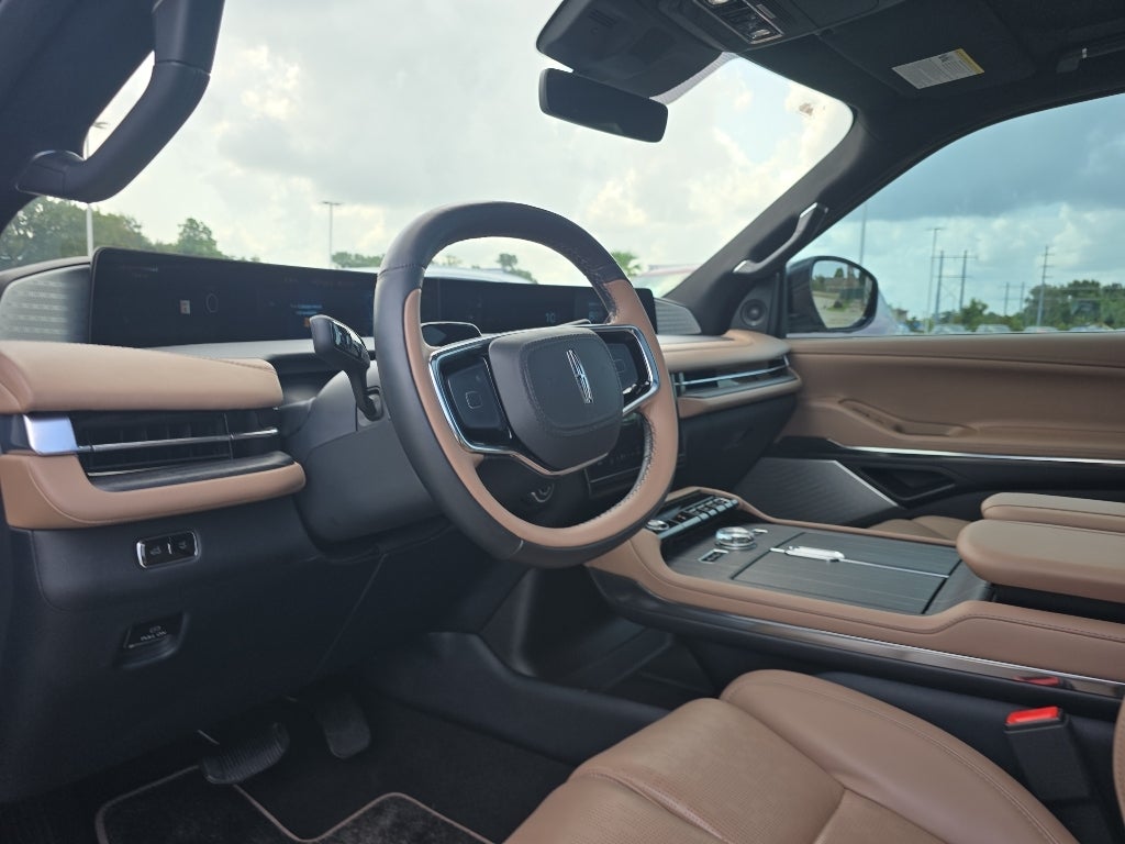 2025 Lincoln Navigator Black Label