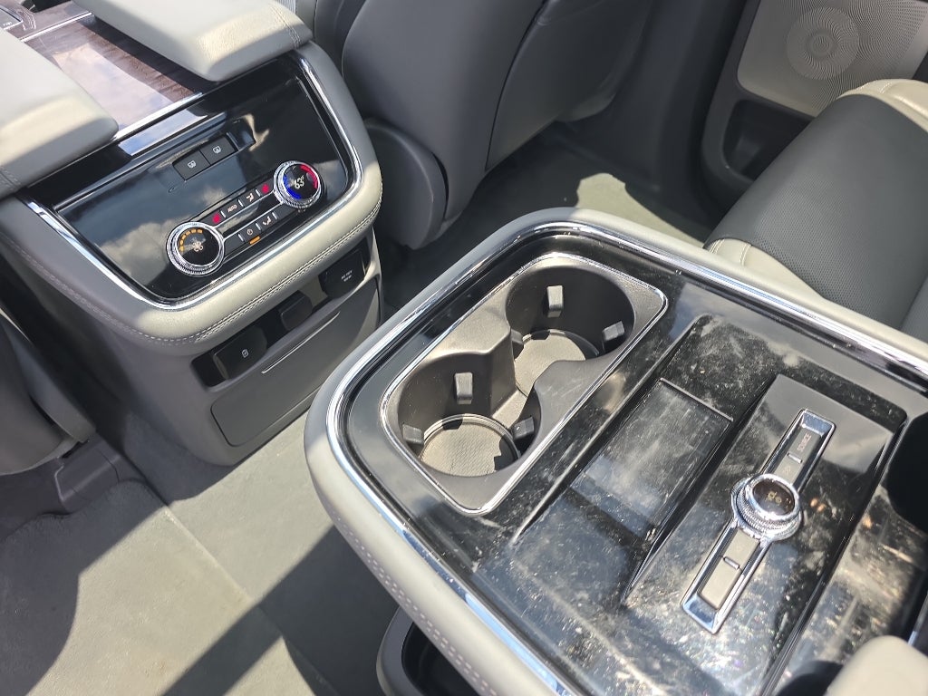 2021 Lincoln Navigator L Reserve