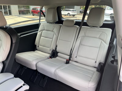 2026 Lincoln Navigator L Reserve