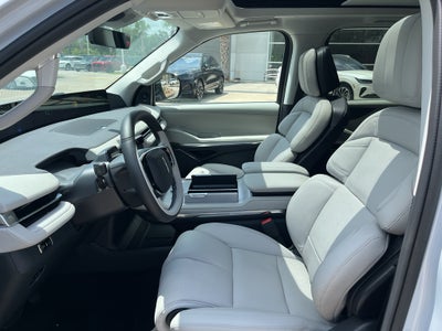 2026 Lincoln Navigator L Reserve