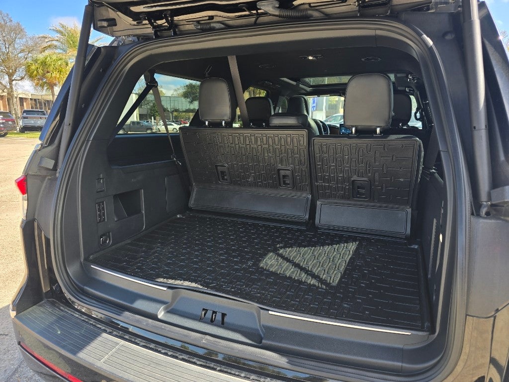 2023 Lincoln Navigator L Reserve