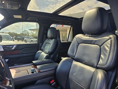 2023 Lincoln Navigator L Reserve