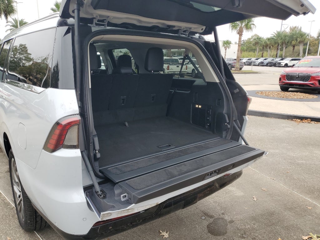 2025 Lincoln Navigator L Reserve