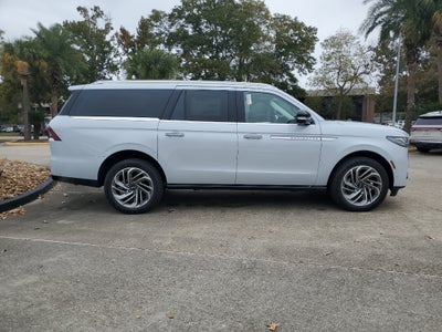 2025 Lincoln Navigator L Reserve