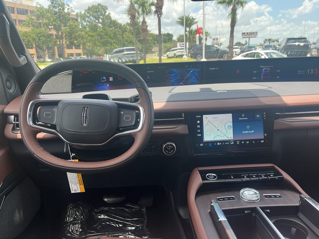 2026 Lincoln Navigator L Reserve