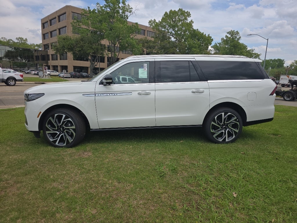 2026 Lincoln Navigator L Reserve