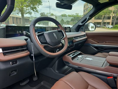 2026 Lincoln Navigator L Reserve