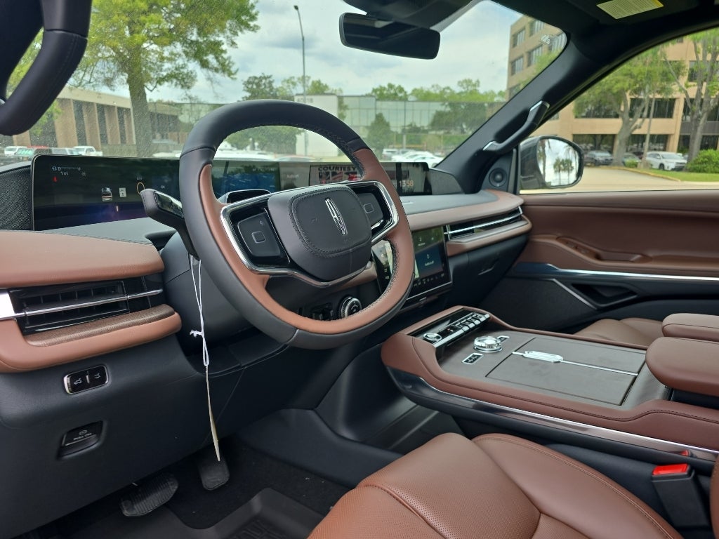 2026 Lincoln Navigator L Reserve