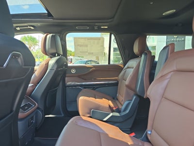 2026 Lincoln Navigator L Reserve