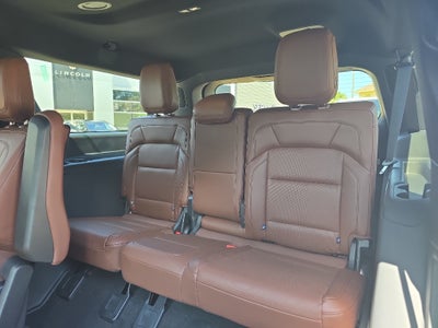 2026 Lincoln Navigator L Reserve