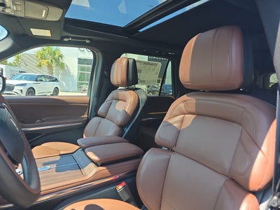 2026 Lincoln Navigator L Reserve