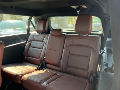 2027 Lincoln Navigator L Reserve